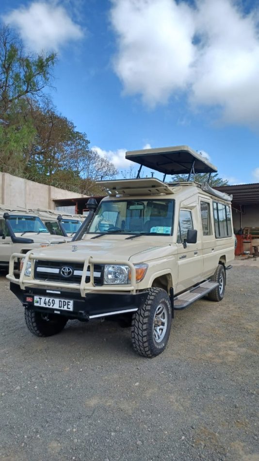 Best Safri Car Tanzania